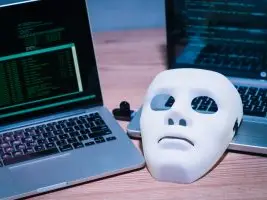 anonimitas whistleblowing